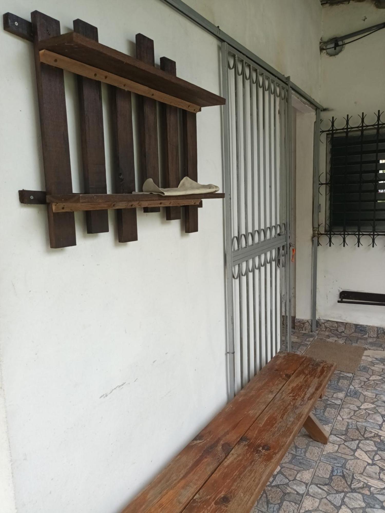 Gia'S Garage & Home For Bocas Travelers Almirante Exterior photo